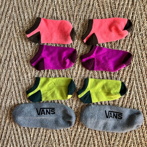 Mens Sock Bundle: 3 pair Sperry Top Sider No Show, 1 pair of Vans No Show/Slip - Picture 3 of 3